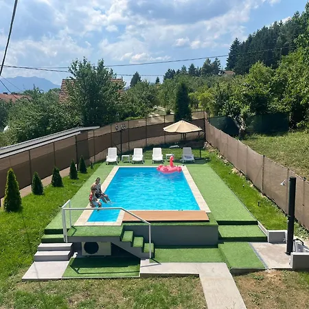 Сasa de vacaciones Vikendica Sa Bazenom Aria