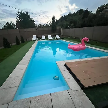 Сasa de vacaciones Vikendica Sa Bazenom Aria