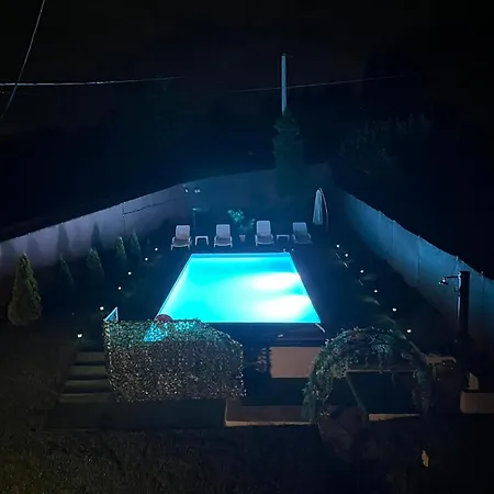 Ferienhaus Kuca Za Odmor Sa Bazenom Aria