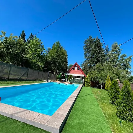 Kuca Za Odmor Sa Bazenom Aria Ferienhaus *